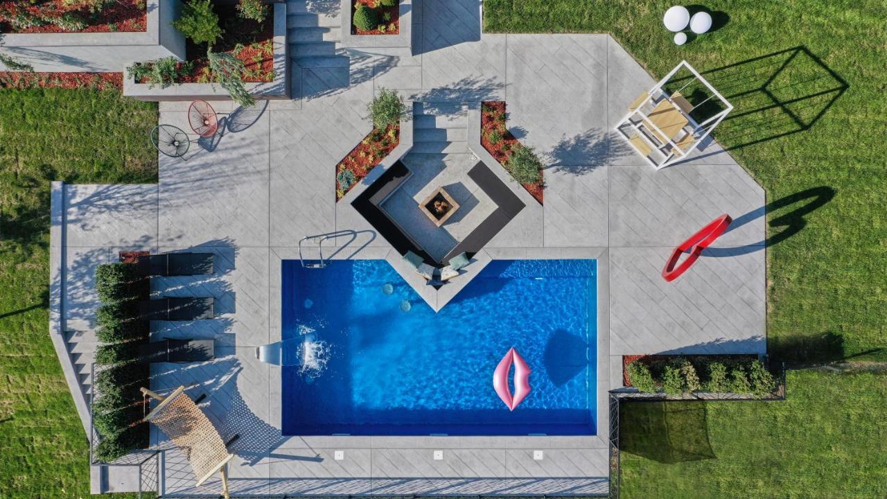 Riverside Pool Villa-סרמסקי קרלובצ'י מראה חיצוני תמונה